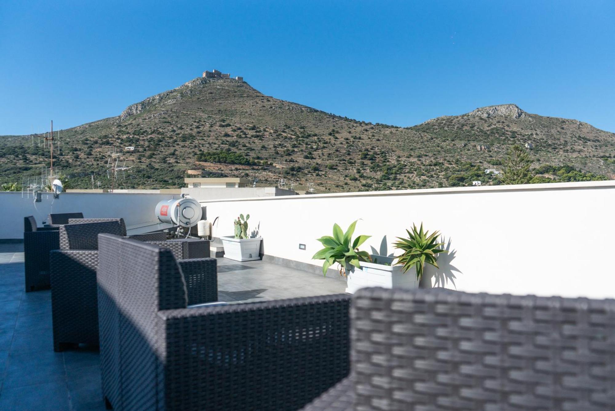 Ponente & Maestro Rooms Фавиньяна Экстерьер фото