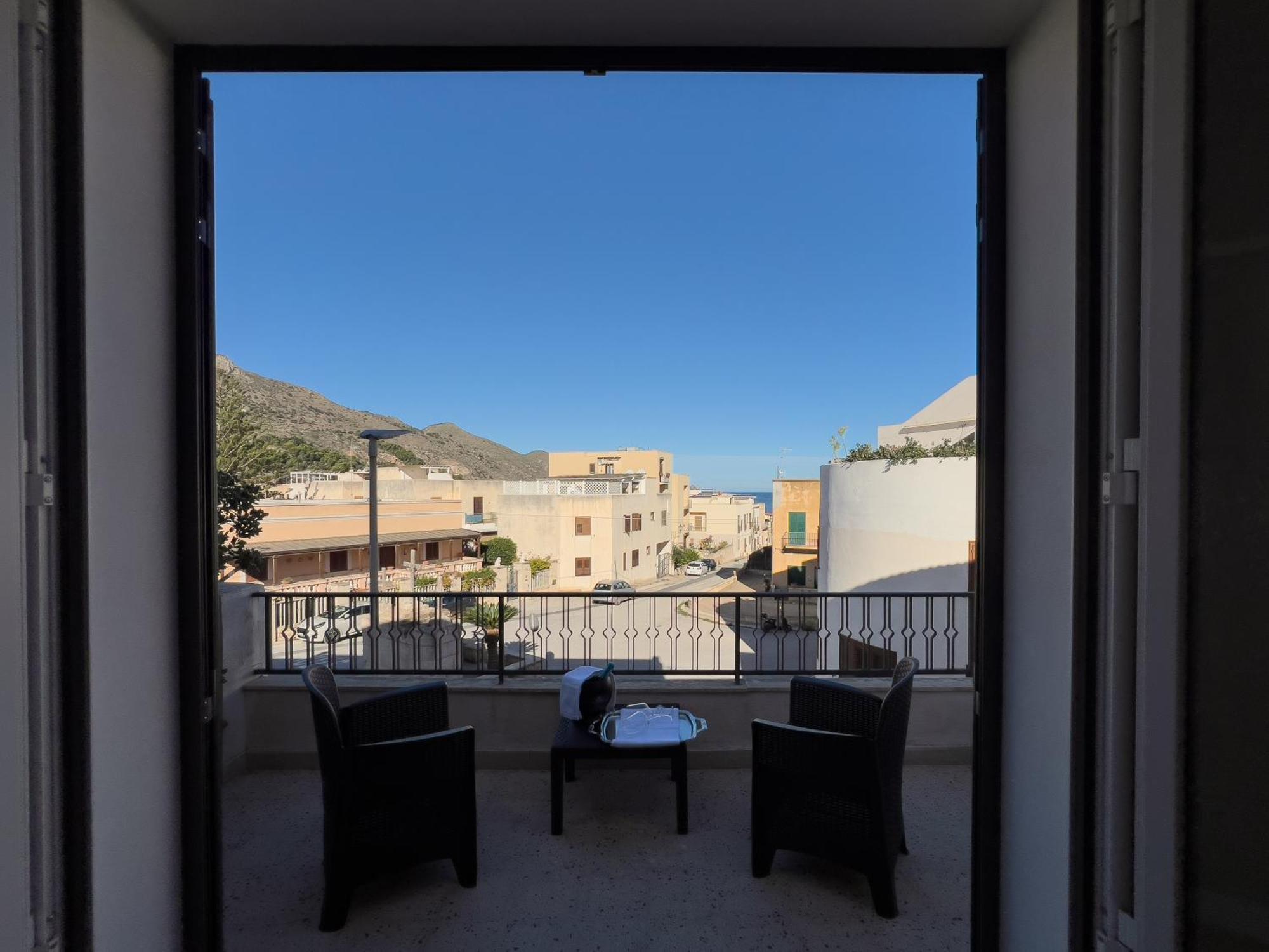 Ponente & Maestro Rooms Фавиньяна Экстерьер фото